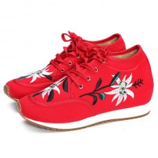 Chinese Embroidered Lace Up Casual Round Toe Shoes